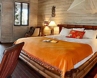 Eco Lifestyle & Lodge - Bathsheba - Bedroom