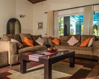 Bamboo Place - Harare - Sala de estar