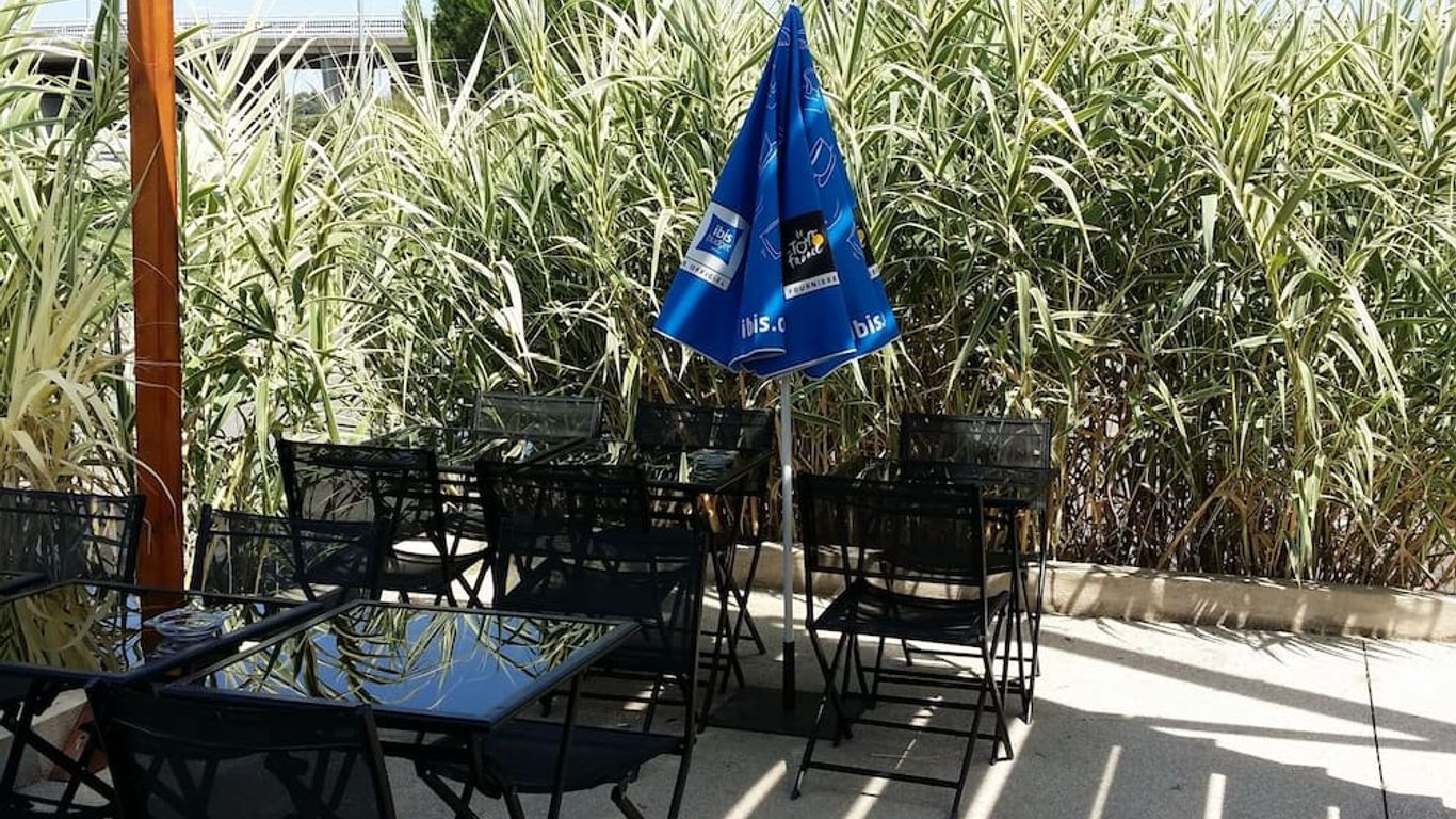 イビス バジェット サン マクシマン ラ サント ボーム