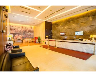 Metropolo Shenyang Wanda Plaza-Beiyi Roa - Shenyang - Front desk