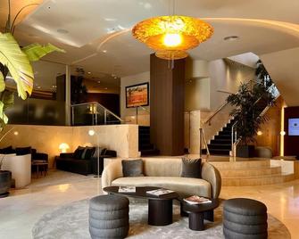 Best Western Premier CMC Girona - גירונה - לובי