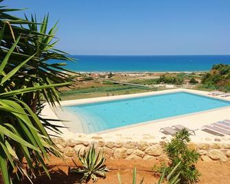 La Blanca Resort & Spa - Castellammare del Golfo - Pool