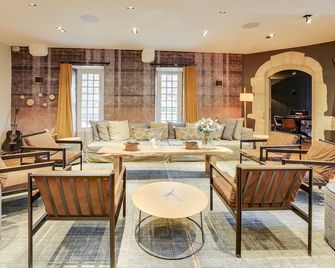 Chateau De Villiers-Le-Mahieu - Villiers-Le-Mahieu - Salon