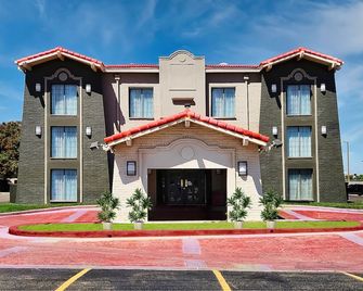 La Quinta Inn by Wyndham Amarillo West Medical Center - אמרילו - בניין