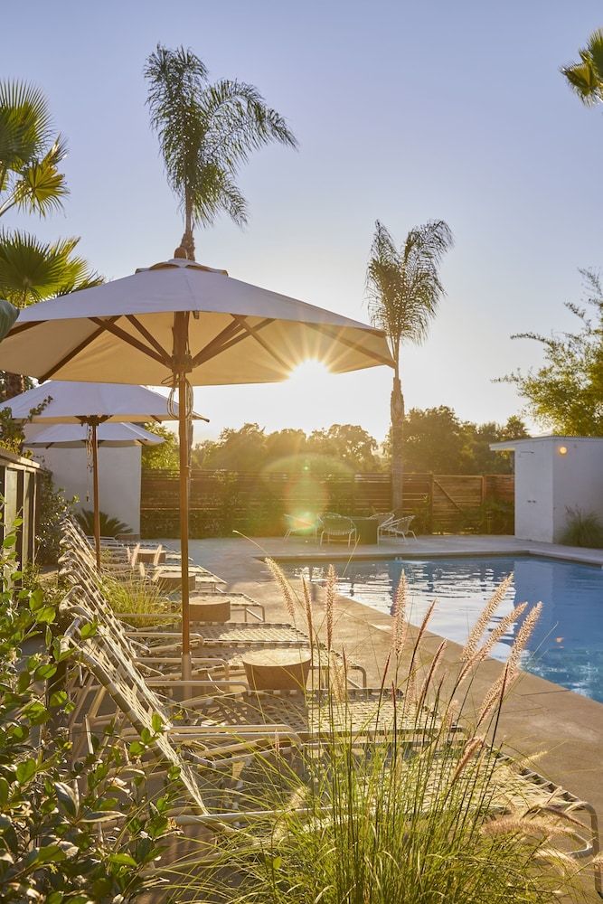 The Capri Hotel - Ojai - Piscina