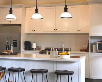 Barossa Bed & Breakfast - Tanunda - Kitchen
