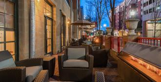 Residence Inn by Marriott Chattanooga Downtown - Chattanooga - Patio