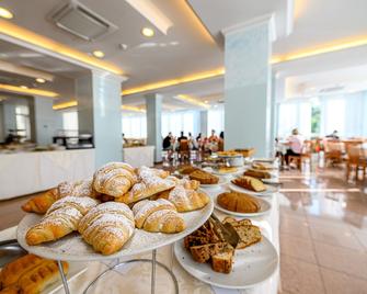 Hotel St Gregory Park - רימיני - מסעדה