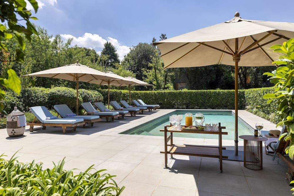 Pool view of The Peech Hotel