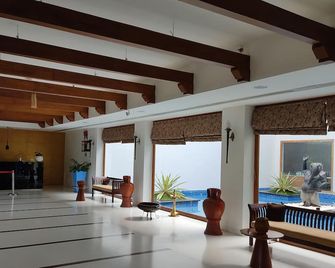 Hotel Devaragam by K P Namboodiri's - Guruvayoor - Lobby