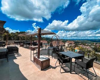 Chris Park Hotel - Campos do Jordão - Patio