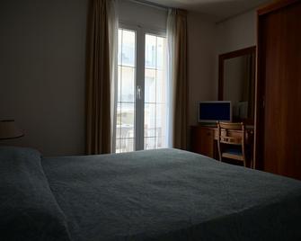 Columbus Dependance - Lignano Sabbiadoro - Dormitor