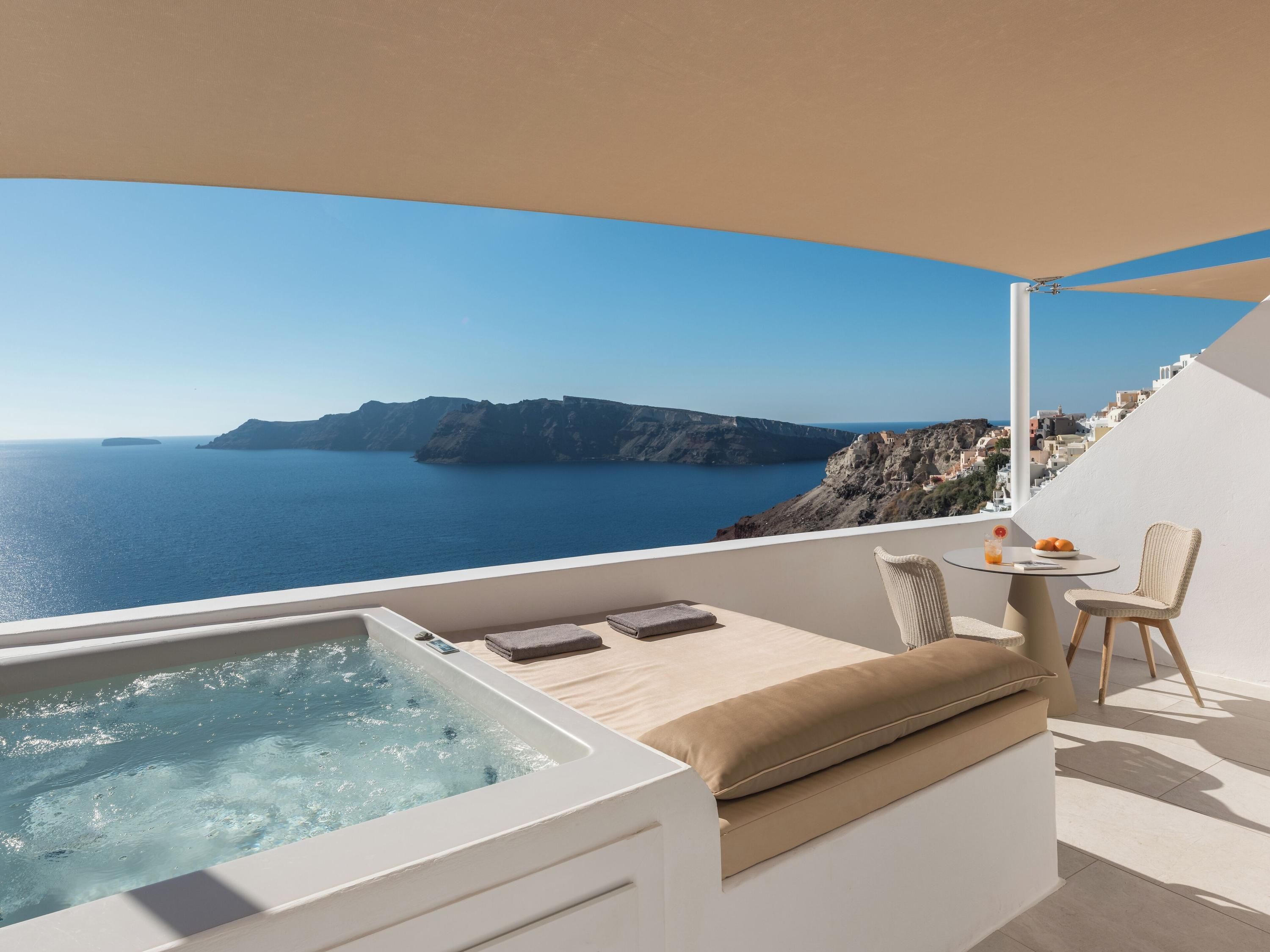 Art Maisons Aspaki Exclusive Suites - אויה - מרפסת