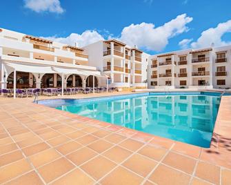 azuLine Apartamentos Can Sanso - Santa Eulària des Riu - Pool