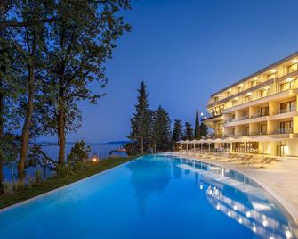 Hotel Ičići - Liburnia - Opatija - Havuz