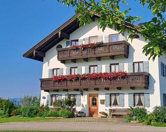 Asbichlerhof - Bad Endorf - Gebäude