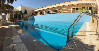 紅海潛水中心酒店 - 阿卡巴 - 亞喀巴 - 游泳池