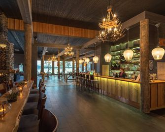 Wilderness Hotel Inari & Igloos - Inari - Bar