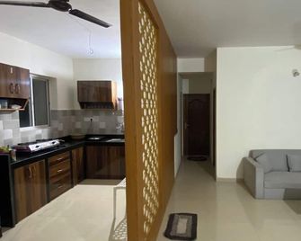 Spacious 2bhk Mountain View | Near Palolem Beach - Canacona - Kitchen