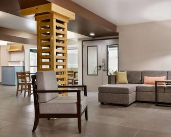 Country Inn & Suites By Radisson, Roanoke Rapids, Nc - Roanoke Rapids - Lobby