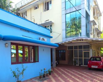 Hospitality Inn Cochin - Ernakulam - Gebäude