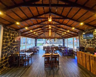 Le Yercaud - Yercaud - Restaurace