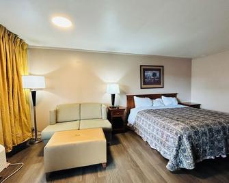 Ross Motel - Williamston - Bedroom