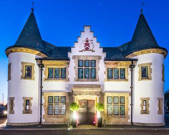 DoubleTree by Hilton London Heathrow Airport - Hounslow - Bangunan