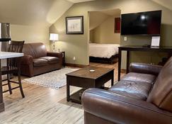 Beautiful Apartment Close To Downtown With Mountain View! - Bozeman - Sala de estar