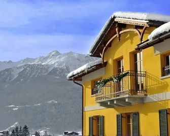 Hotel Meublè Sertorelli Reit - Bormio - Building