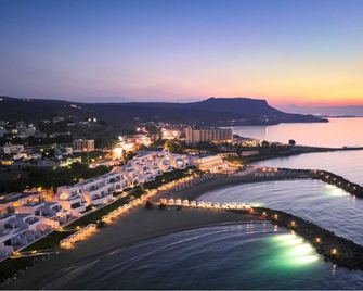 Knossos Beach Bungalows Suites Resort & Spa - Kokkini Hani - Außenansicht