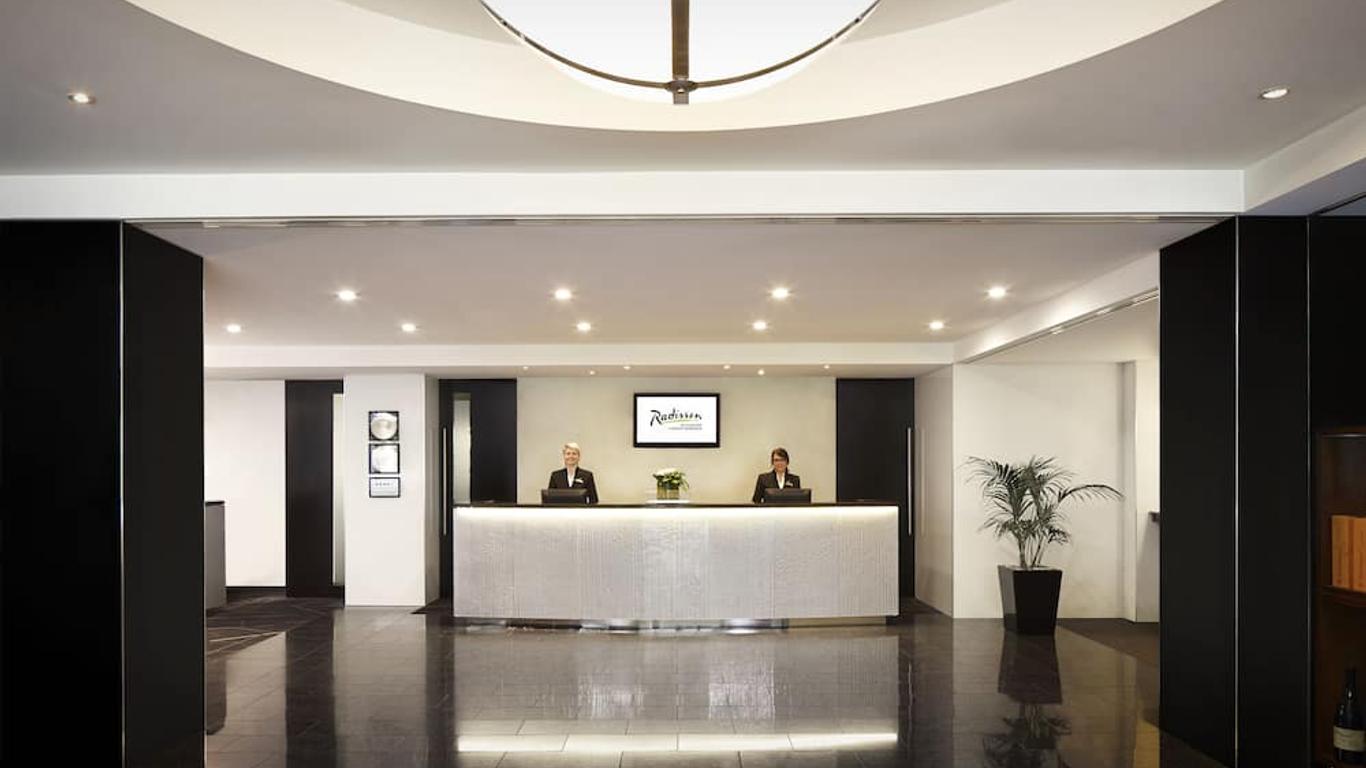 راديسون أون فلاجستاف جاردنز ملبورن