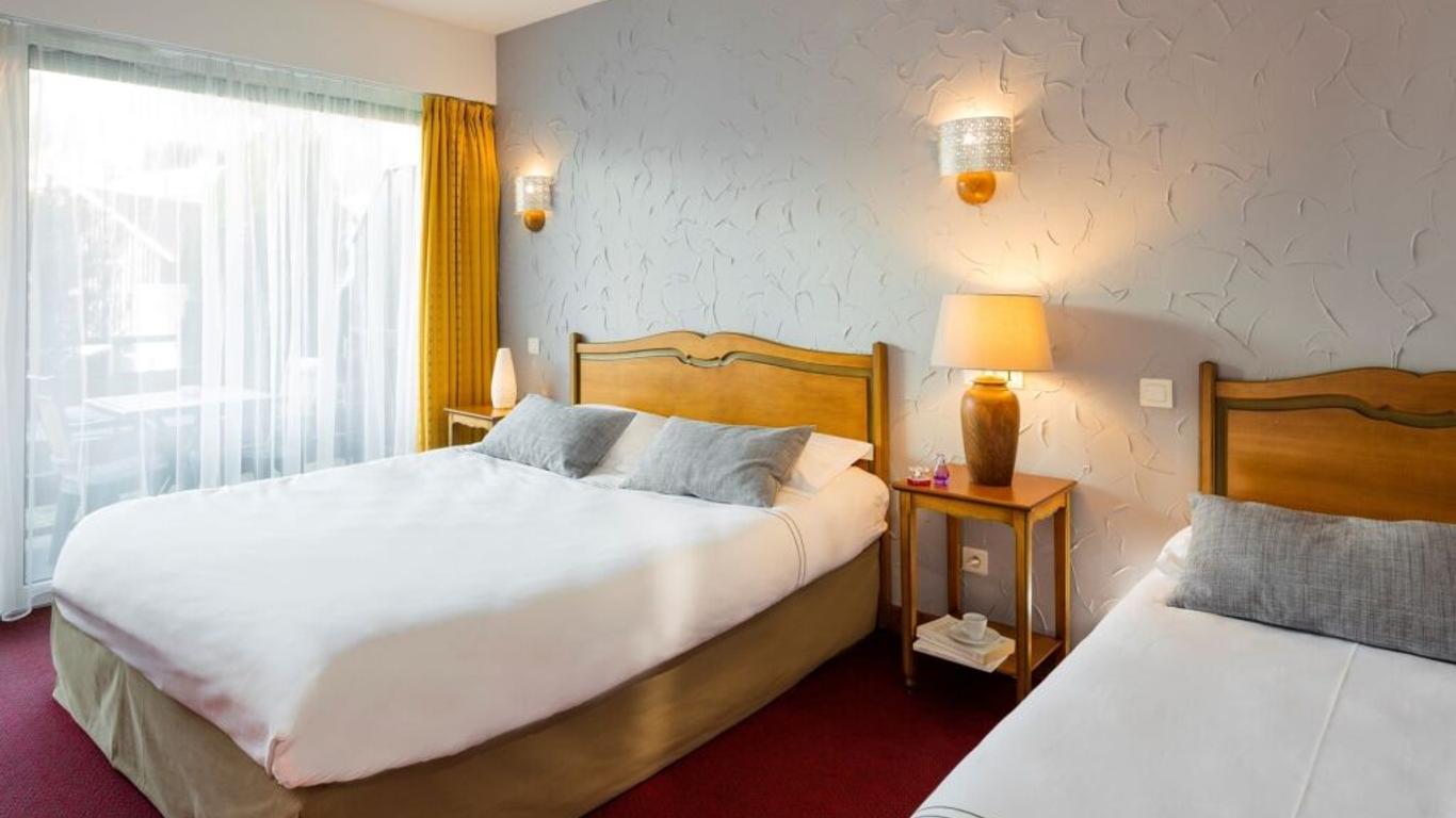 Logis Hôtel, Chalets Et Restaurant Les Chatelminés