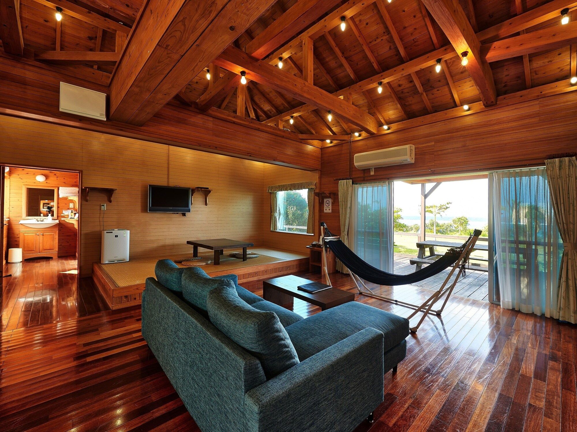 ناجاهاما بيتش ريزورت كانون