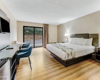 Red Carpet Inn & Suites - Philadelphia - Bedroom
