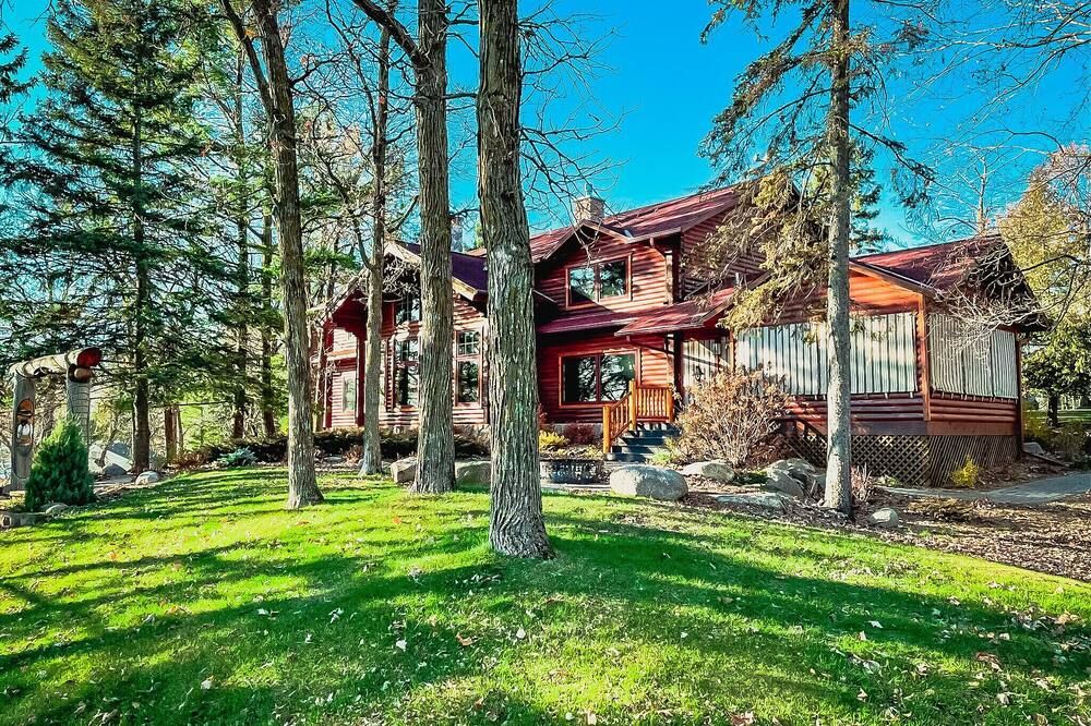 Luxury Lake House on Potato Lake - Park Rapids - Building