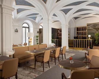 Maison Roma Piazza Di Spagna | Una Esperienze - Rome - Restaurant