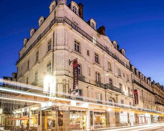 Hôtel Mercure Rennes Place Bretagne - Rennes - Building