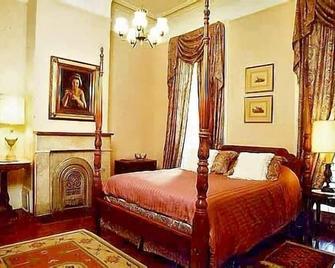 Fairchild House Bed & Breakfast - New Orleans - Bedroom