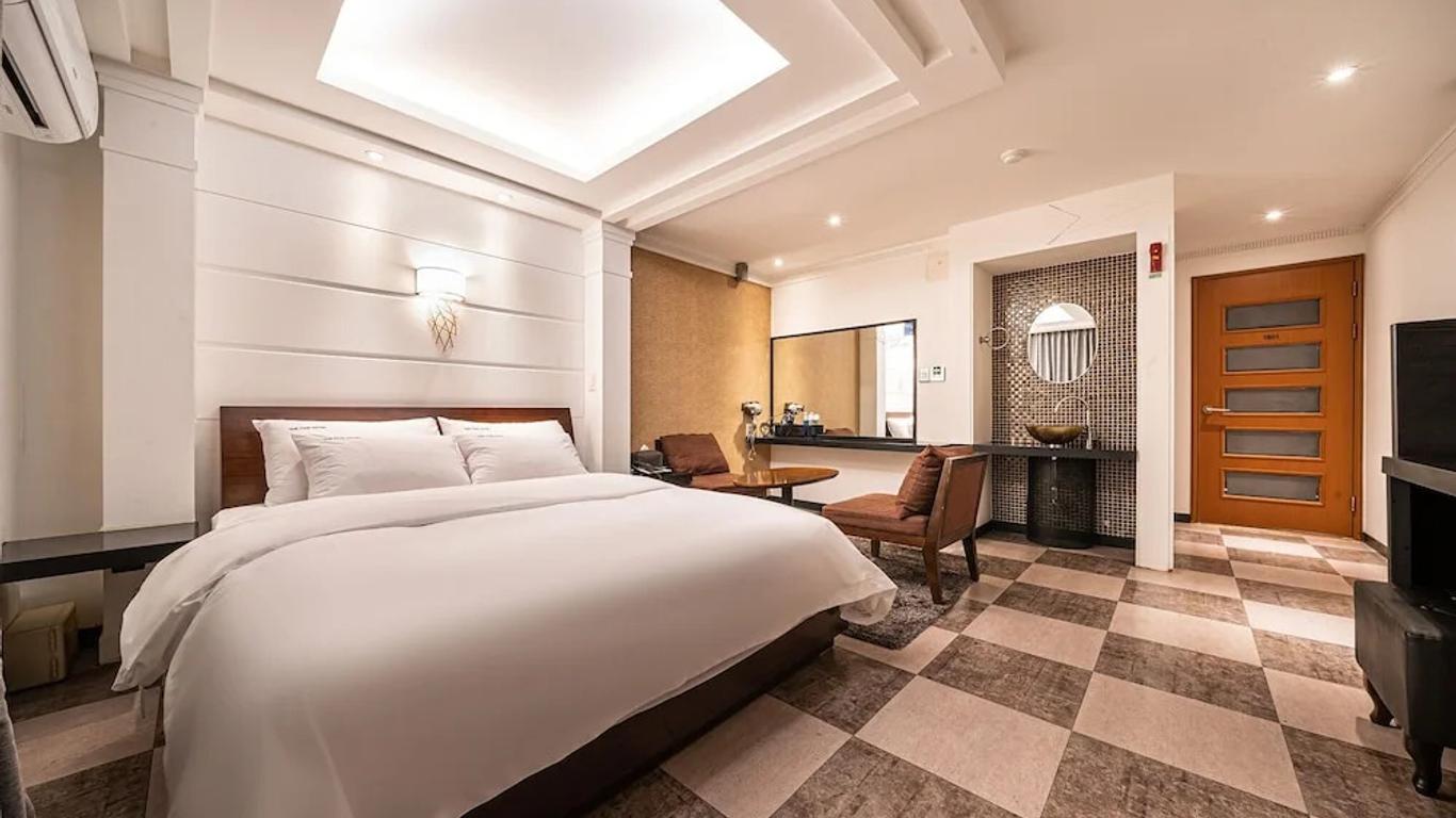 Nice Hotel
