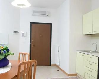 Residence Solaria - Lido Adriano - Küche