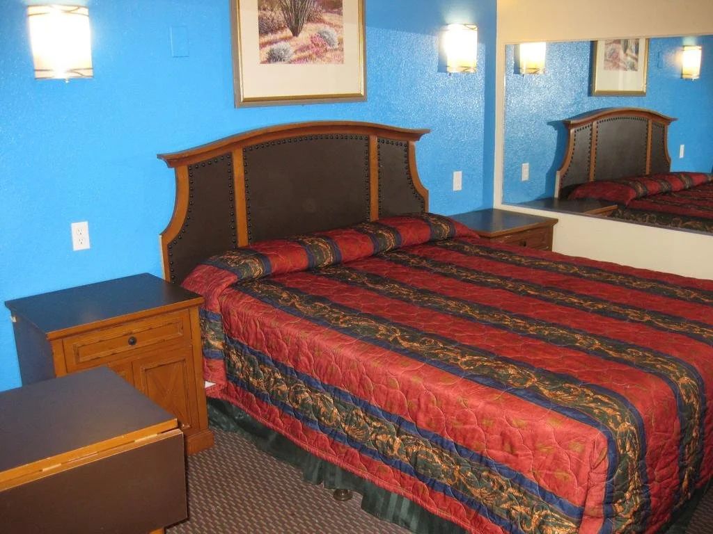 Sunshine Motel - San Bernardino