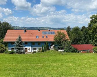 Fantastic farmhouse II in the Allgäu - Weiler-Simmerberg - Building