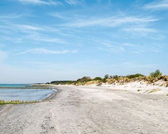 4 Person Holiday Home in Borre - Borre - Playa