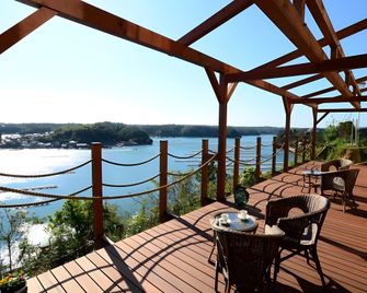 Ikadasou Sanjou - Shima - Balkon