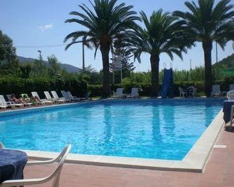 Hotel Seven Residence - Palinuro - Pool