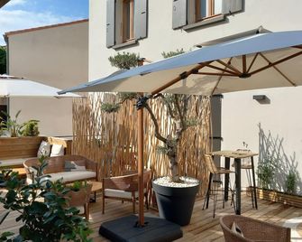 Intense Boutik-Hôtel - Port-Vendres - Patio