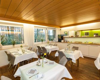 Hotel am Springhorstsee - Burgwedel - Ресторан