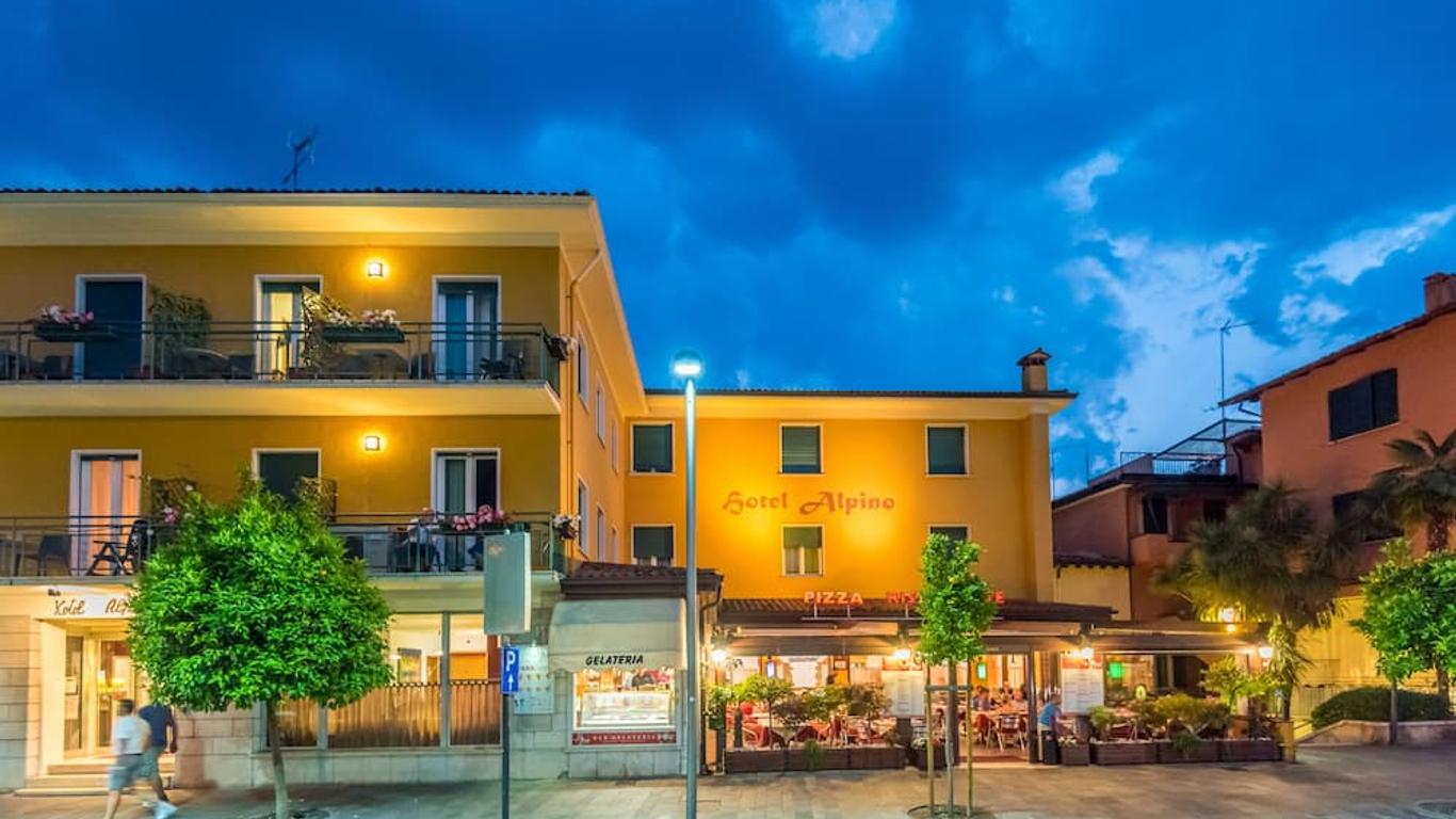 Hotel Alpino