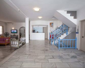 Polos Hotel Paros - Parikia - Lobby